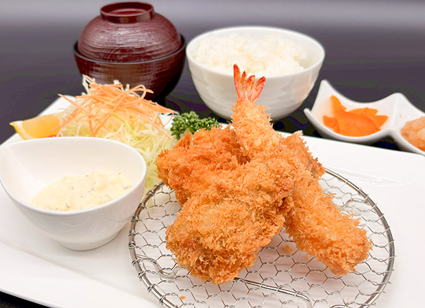 ミックスフライ定食